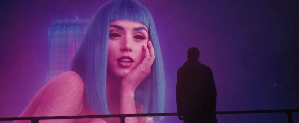 Бегущий по лезвию 2049