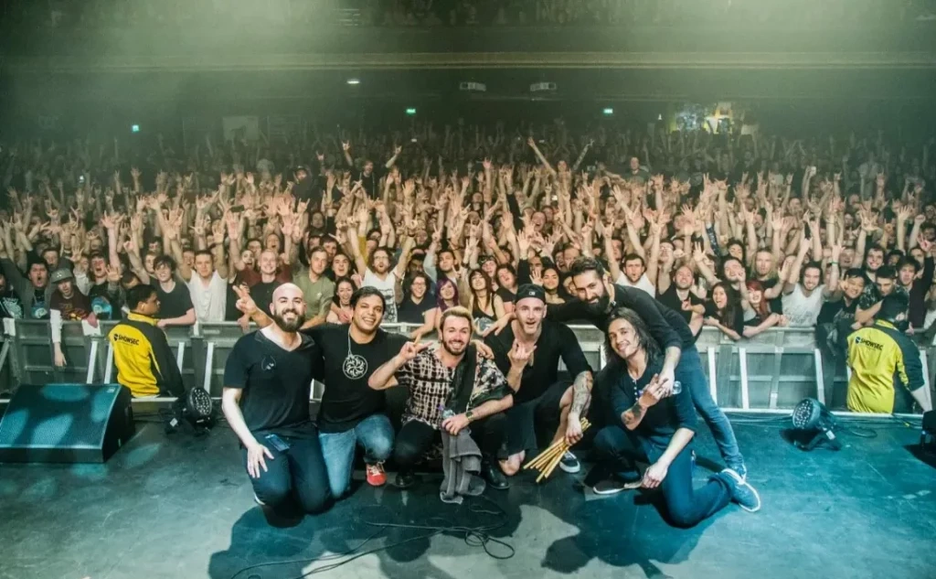 Periphery band