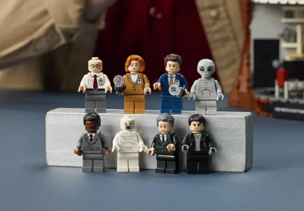 Секретные материалы LEGO
