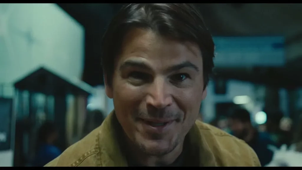 Джош Хартнетт