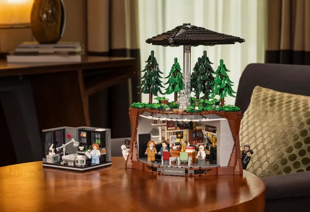 LEGO Секретные материалы