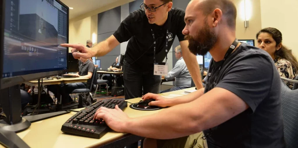 разработчики трудятся над игрой